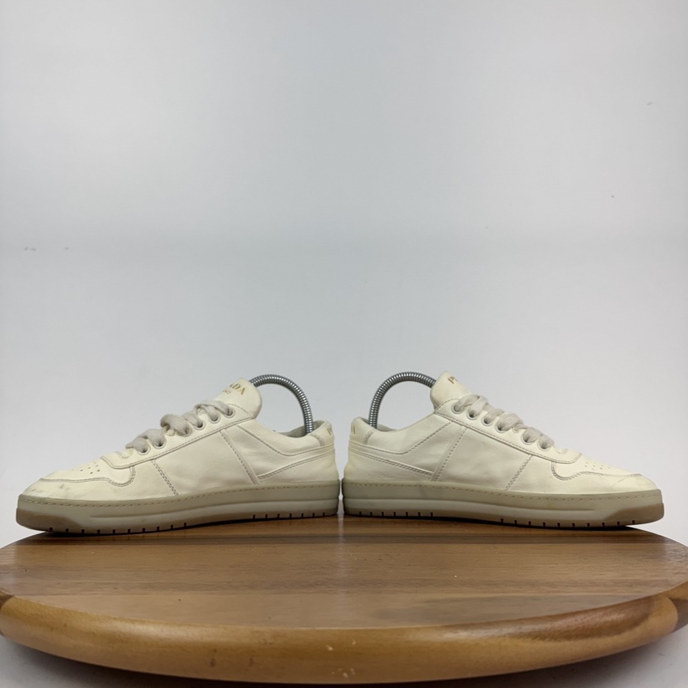Womens‎ Prada Downtown Ivory Leather Comfort Casual Sneakers Shoes Size 37 GUC - Picture 5 of 11